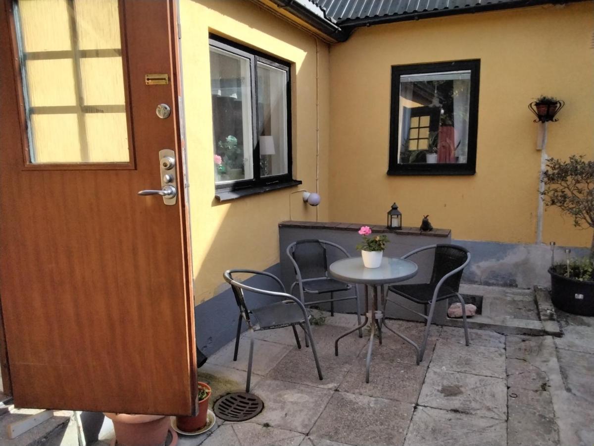 Bo I Trelleborg Apartment Exterior photo